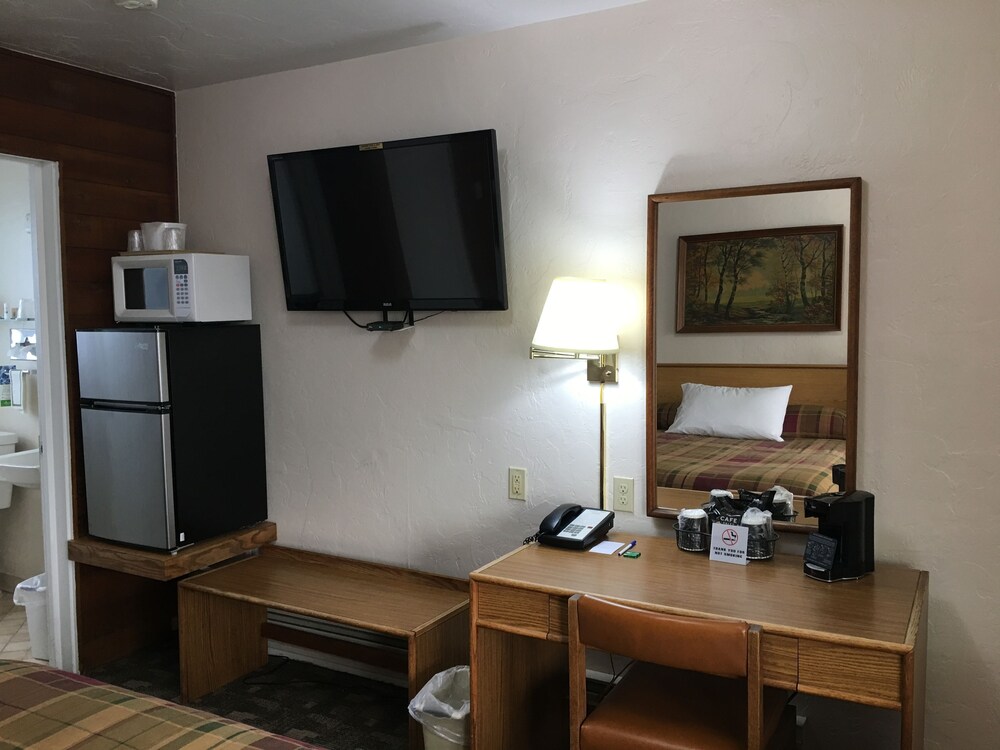 Southsider Motel - photo 7