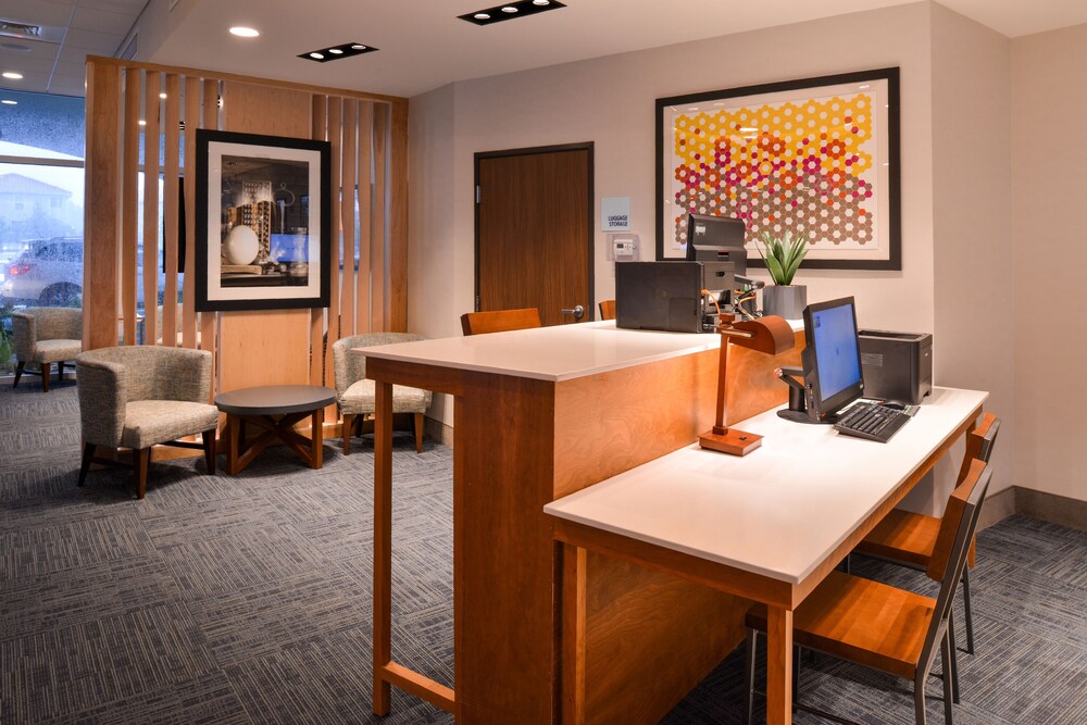 Holiday Inn Express & Suites St. Petersburg Madeira Beach by IHG - photo 72