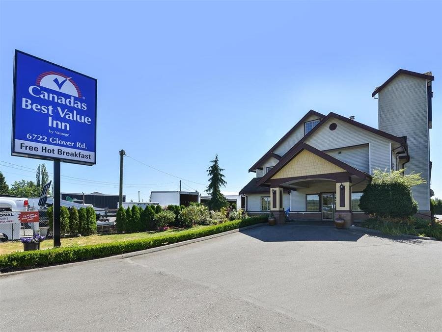 Canadas Best Value Inn Langley Vancouver - carbon neutral hotel in Langley