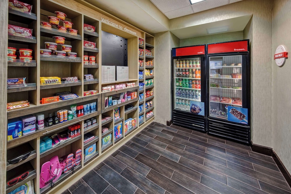 Hampton Inn & Suites Clermont - photo 37
