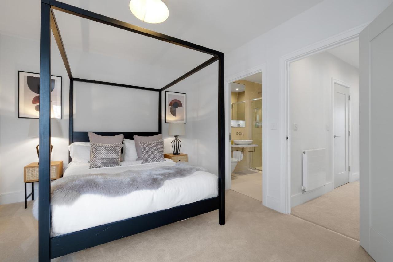 Design Led Luxurious Townhouse Prime Location W Parking