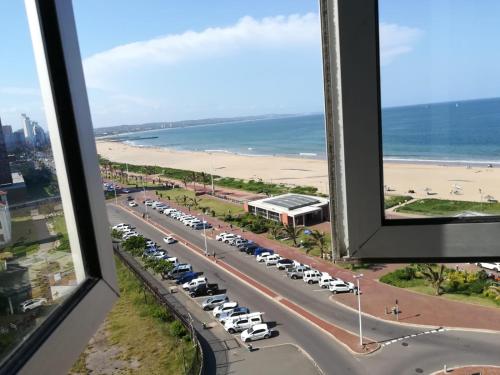 Durban Beachfront Tenbury 903 — 4-Star Luxury Hotel in Durban, South Africa