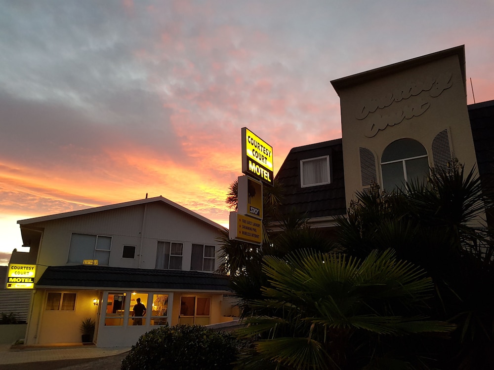 Courtesy Court Motel in Nelson, New Zealand
