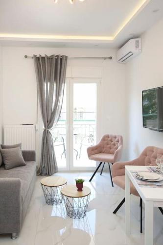 #Ioannas apartments 2bedroom house — 4-Star Luxury Hotel in Thessaloniki, Greece