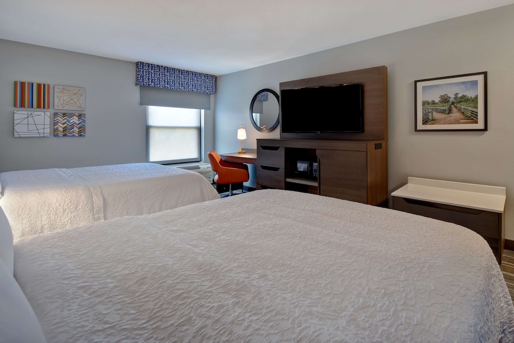 Hampton Inn Potomac Mills Woodbridge - photo 10