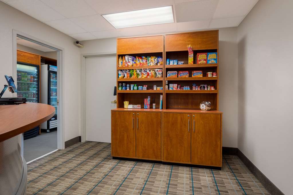 MainStay Suites Wilmington University Area - photo 30
