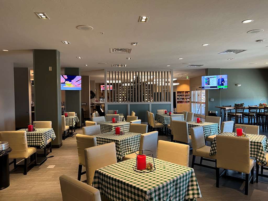 Best Western Plus Fillmore Inn & Suites - photo 9