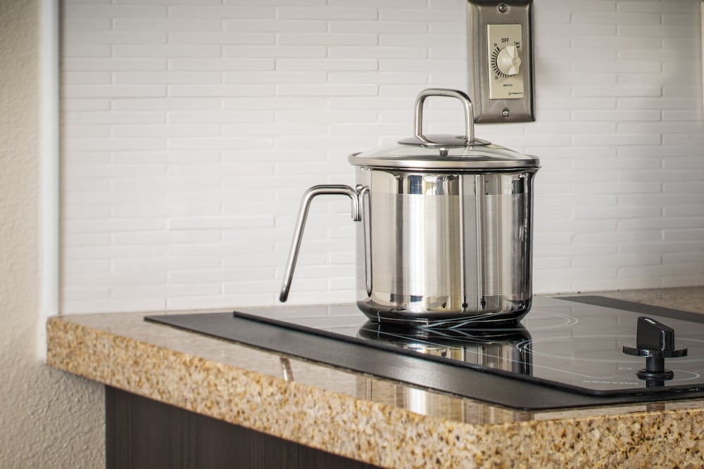 Candlewood Suites Bellevue by IHG - photo 20