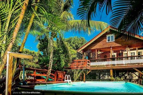 CentralCity Paradise Private Mini Resort & Pool in Belize City, Belize