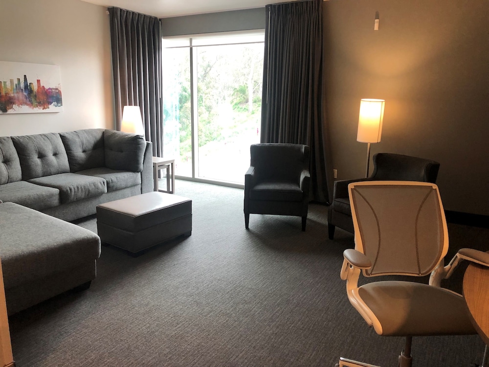 Home2 Suites by Hilton Los Angeles Montebello - photo 5