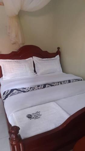 Muffler Motel Bukesa - last minute hotel in Kampala