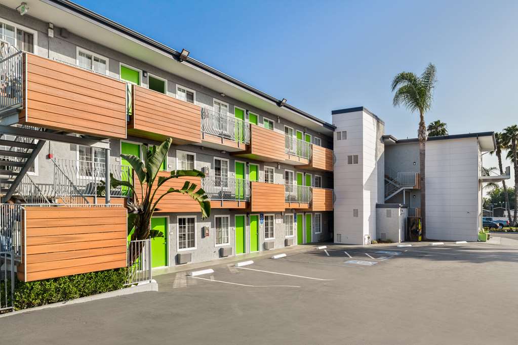 SureStay Hotel by Best Western San Diego Pacific Beach - photo 21