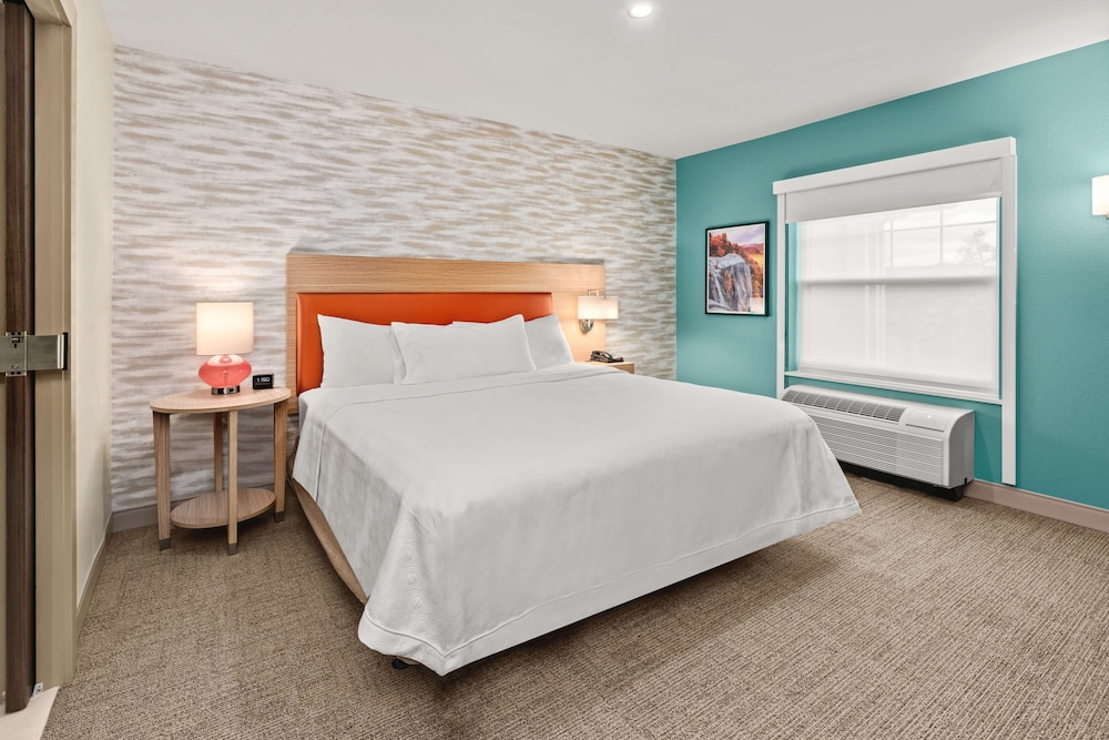 Home2 Suites by Hilton North Conway - photo 31