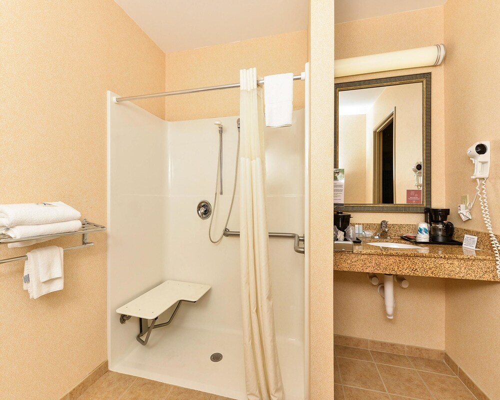 Sleep Inn & Suites Near Joint Base Andrews Washington Area - photo 36