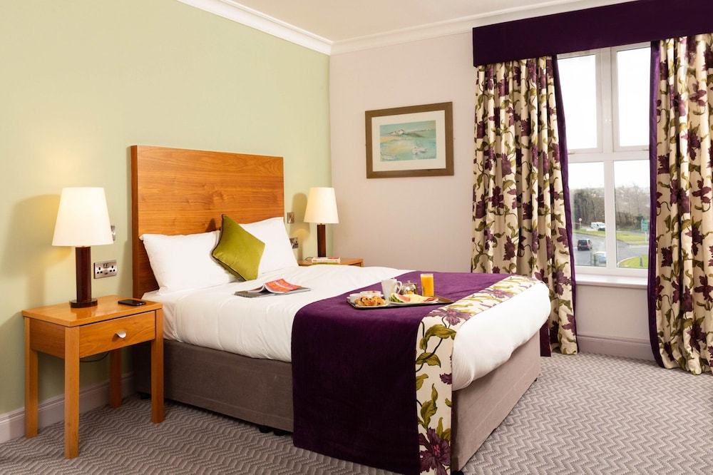 Maldron Hotel Oranmore Galway