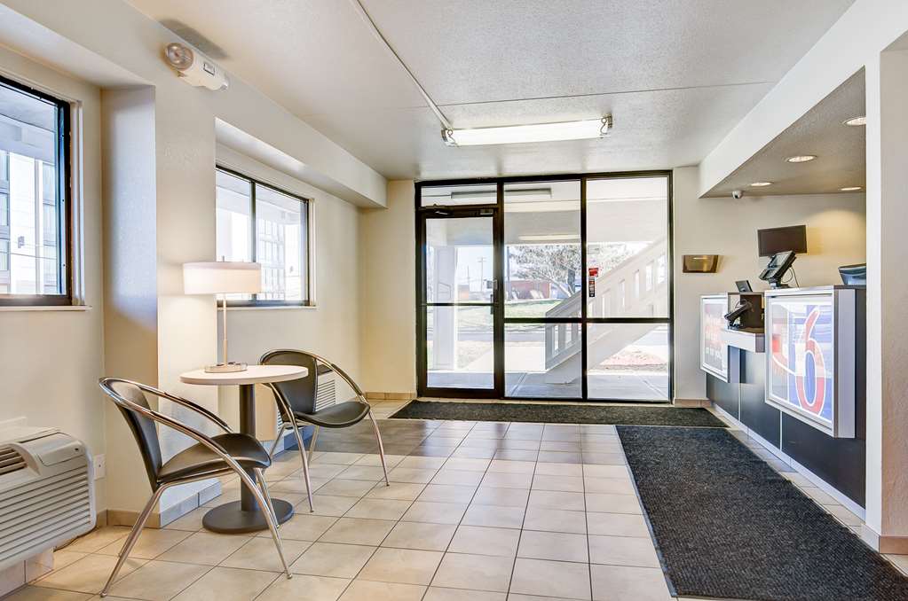 Motel6 Springfield MO North - photo 28