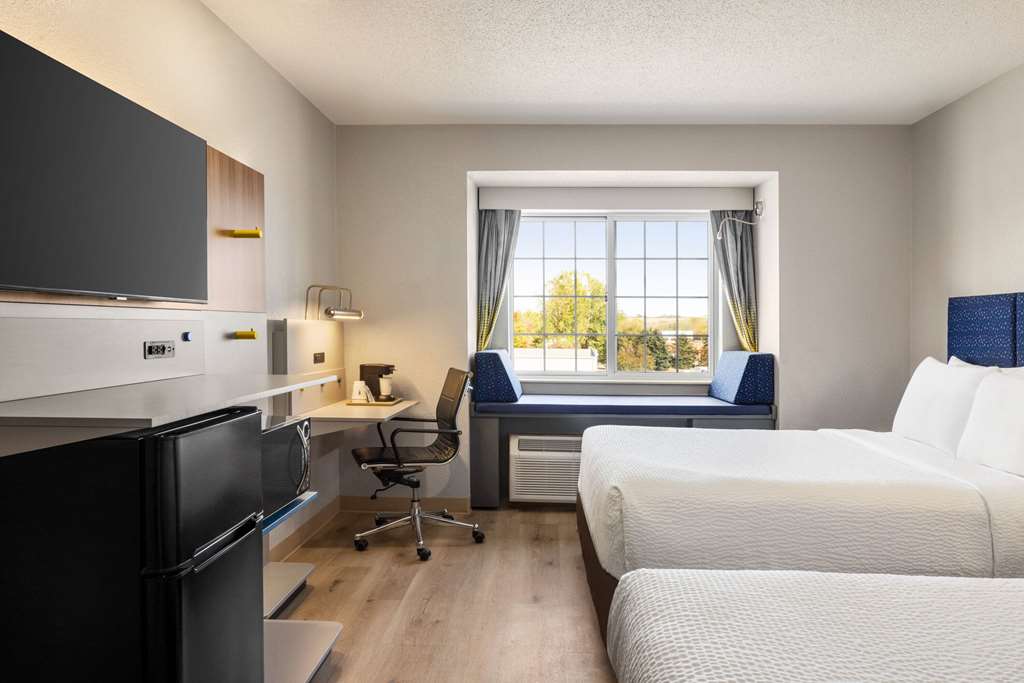 Microtel Inn & Suites by Wyndham New Ulm - photo 20