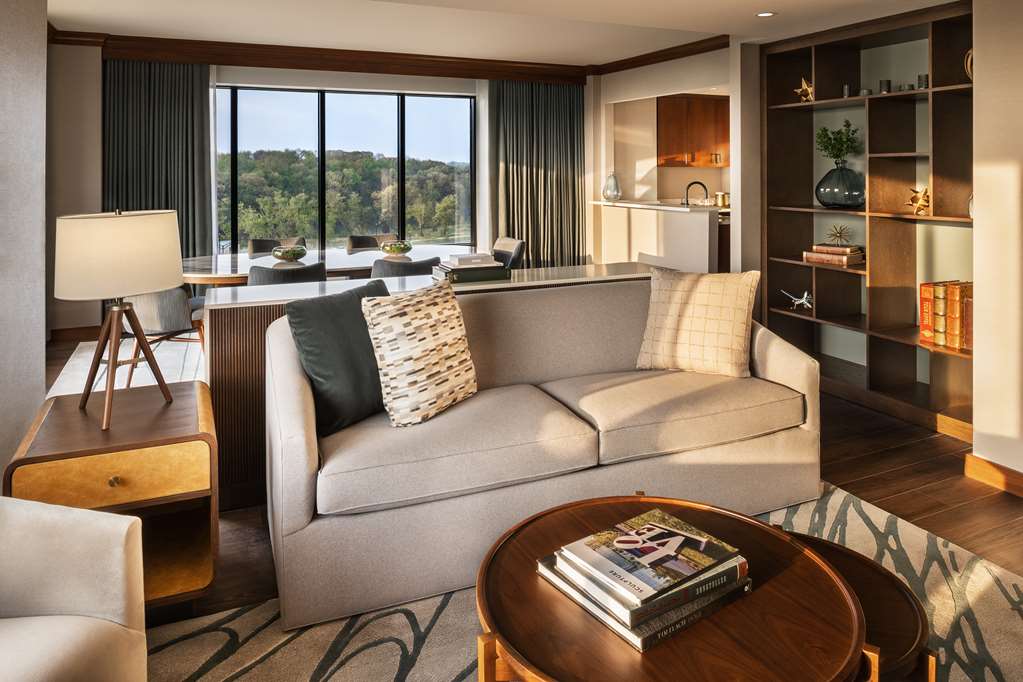 Hyatt Regency Coralville - photo 30