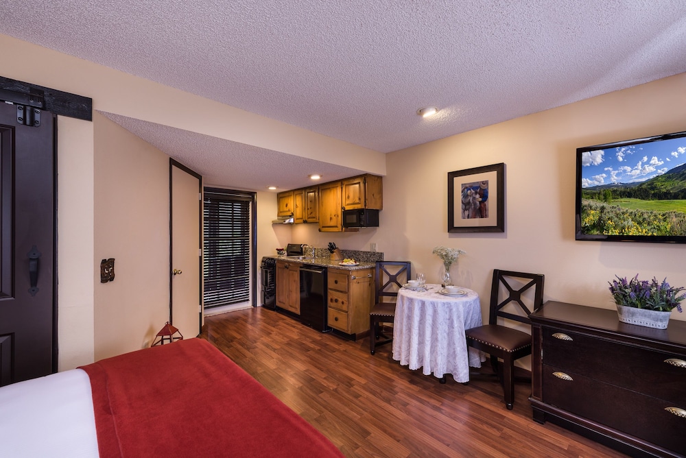 Westgate River Ranch Resort & Rodeo - photo 16