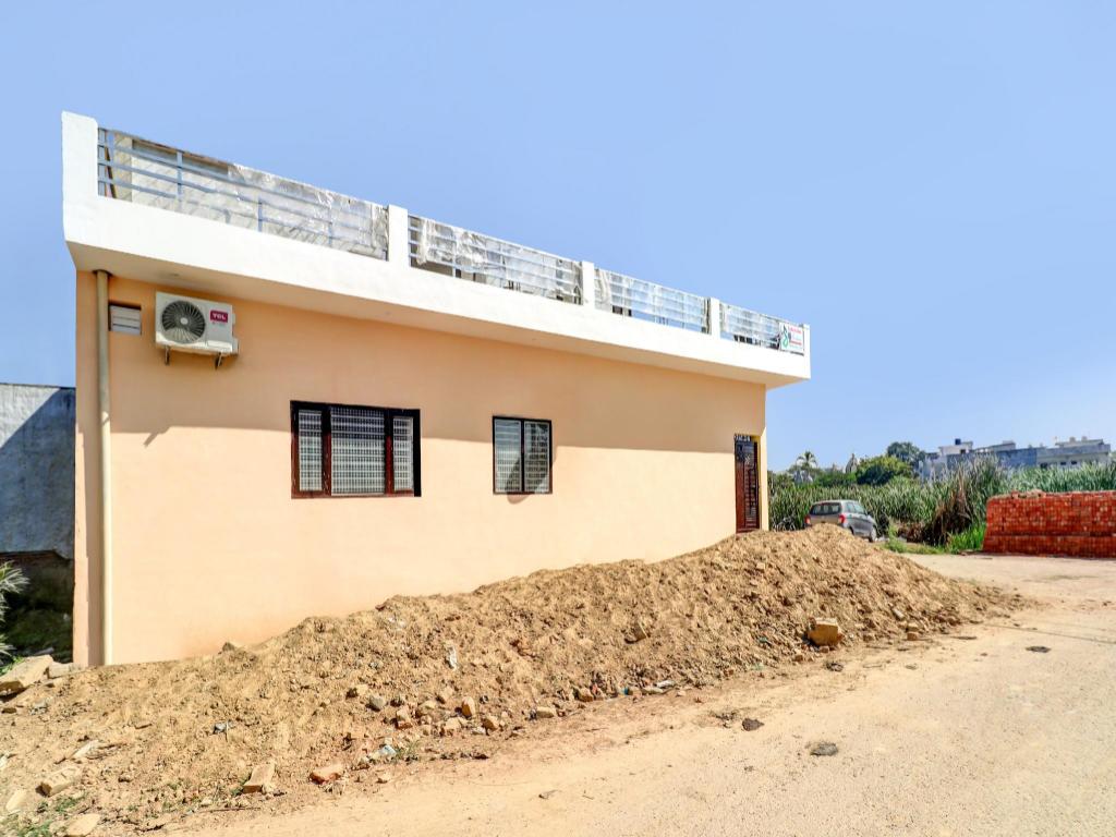 Hotel O R K Residency Sgpgi in Lucknow, India