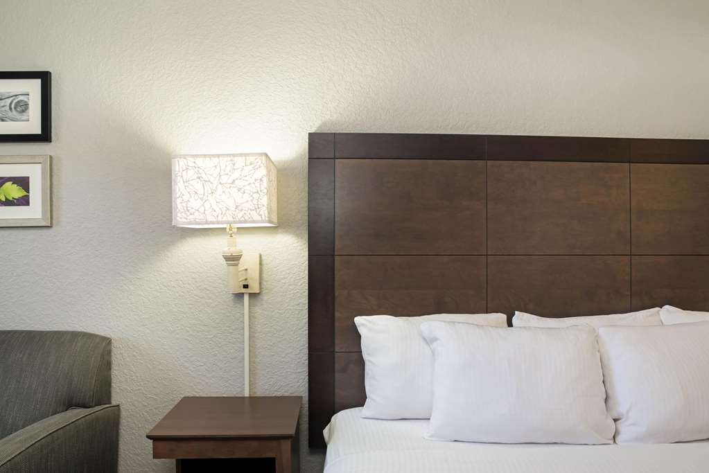 La Quinta Inn by Wyndham West Palm Beach Florida Turnpike - photo 37