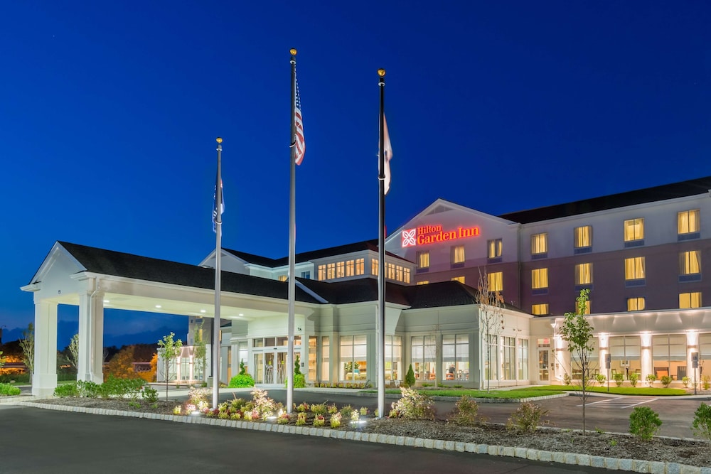 Hilton Garden Inn Wayne - photo 35