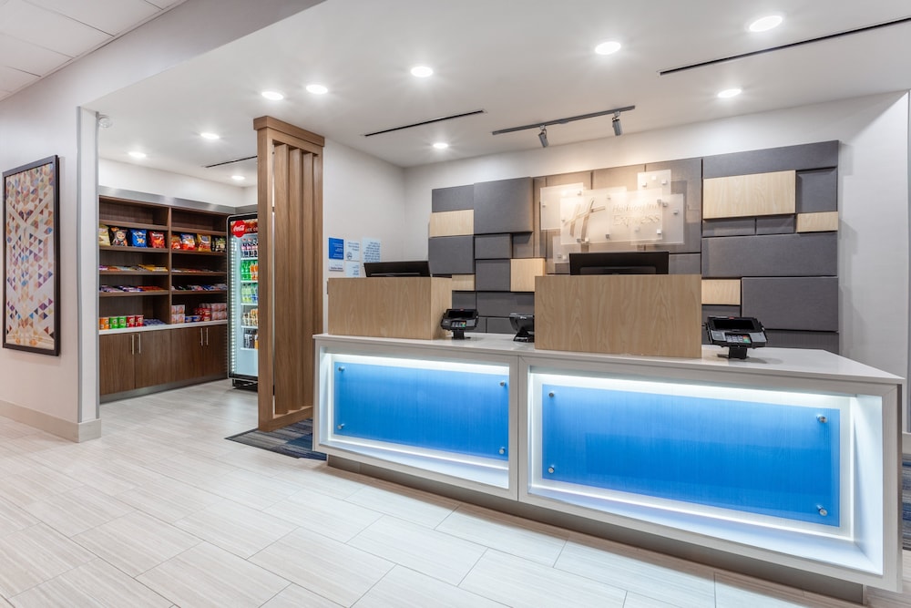 Holiday Inn Express & Suites Kearney by IHG - photo 43