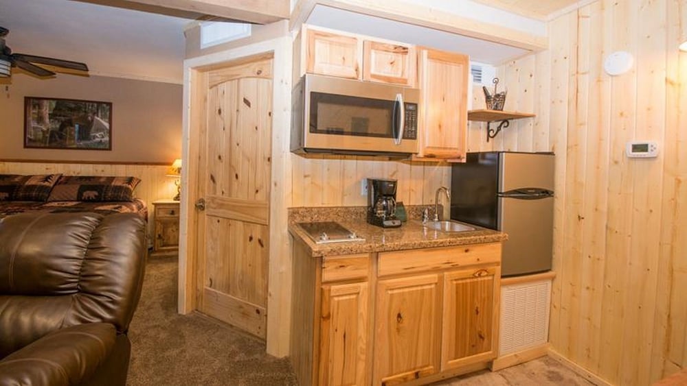 Upper Canyon Inn & Cabins - photo 45