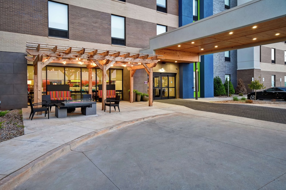 Home2 Suites by Hilton Oklahoma City Airport - photo 40