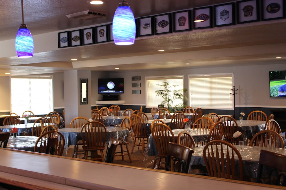 O'cairns Inn & Suites - photo 26