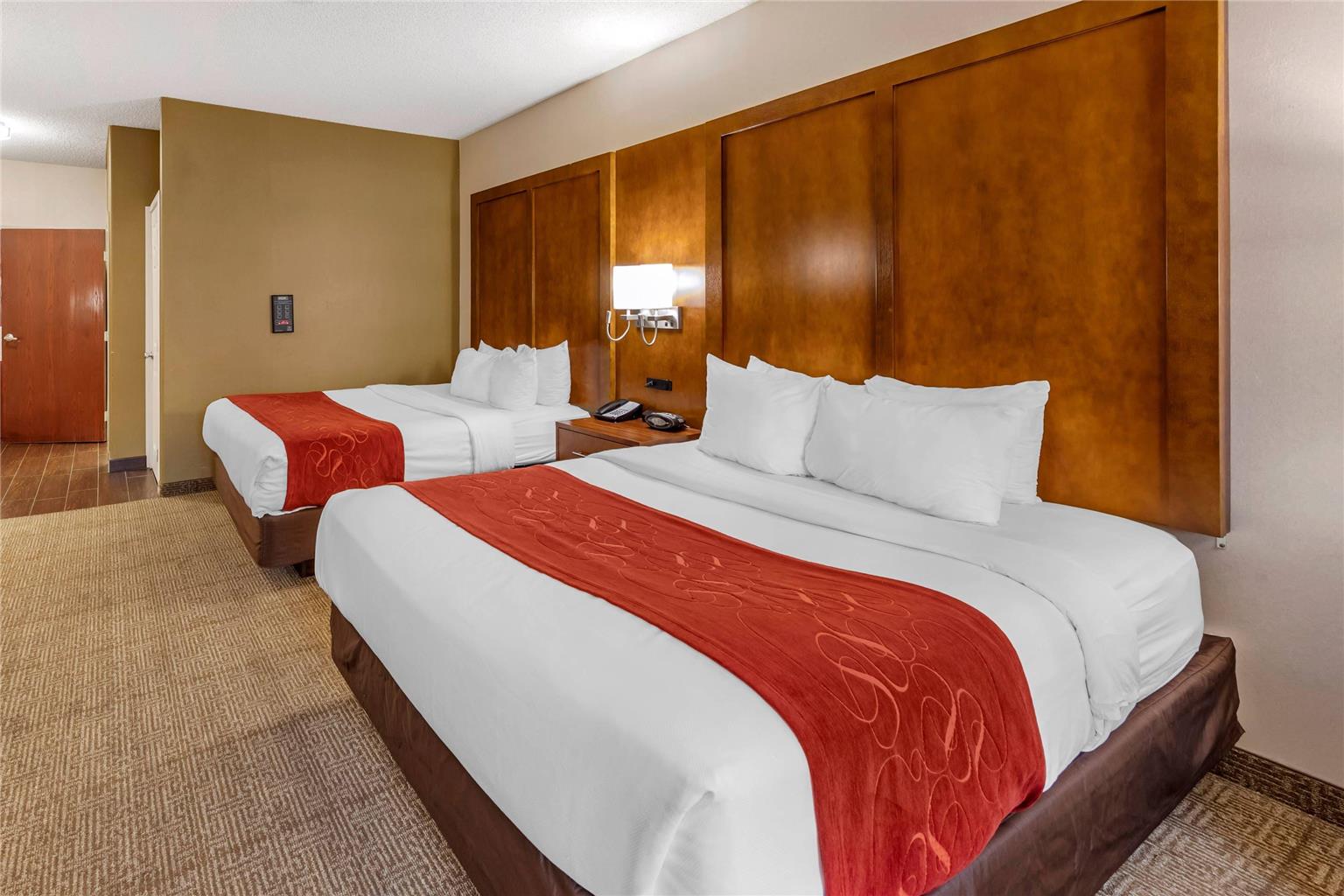 Comfort Suites Near Six Flags Magic Mountain - photo 7