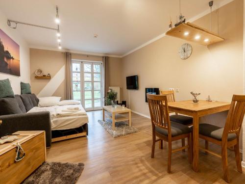 Feriendorf Rugana Komfortplus 1 Raum Appartement mit Terrasse A41 — 4-Star Luxury Hotel in Dranske, Germany