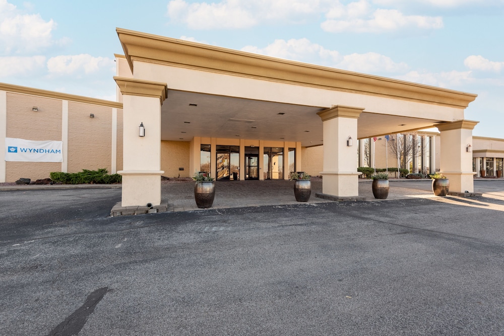 Wyndham Omaha West Dodge - photo 42