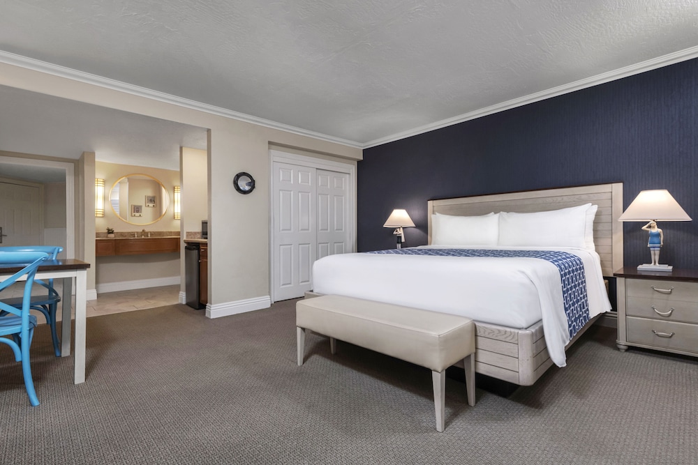 Pismo Lighthouse Suites - photo 10