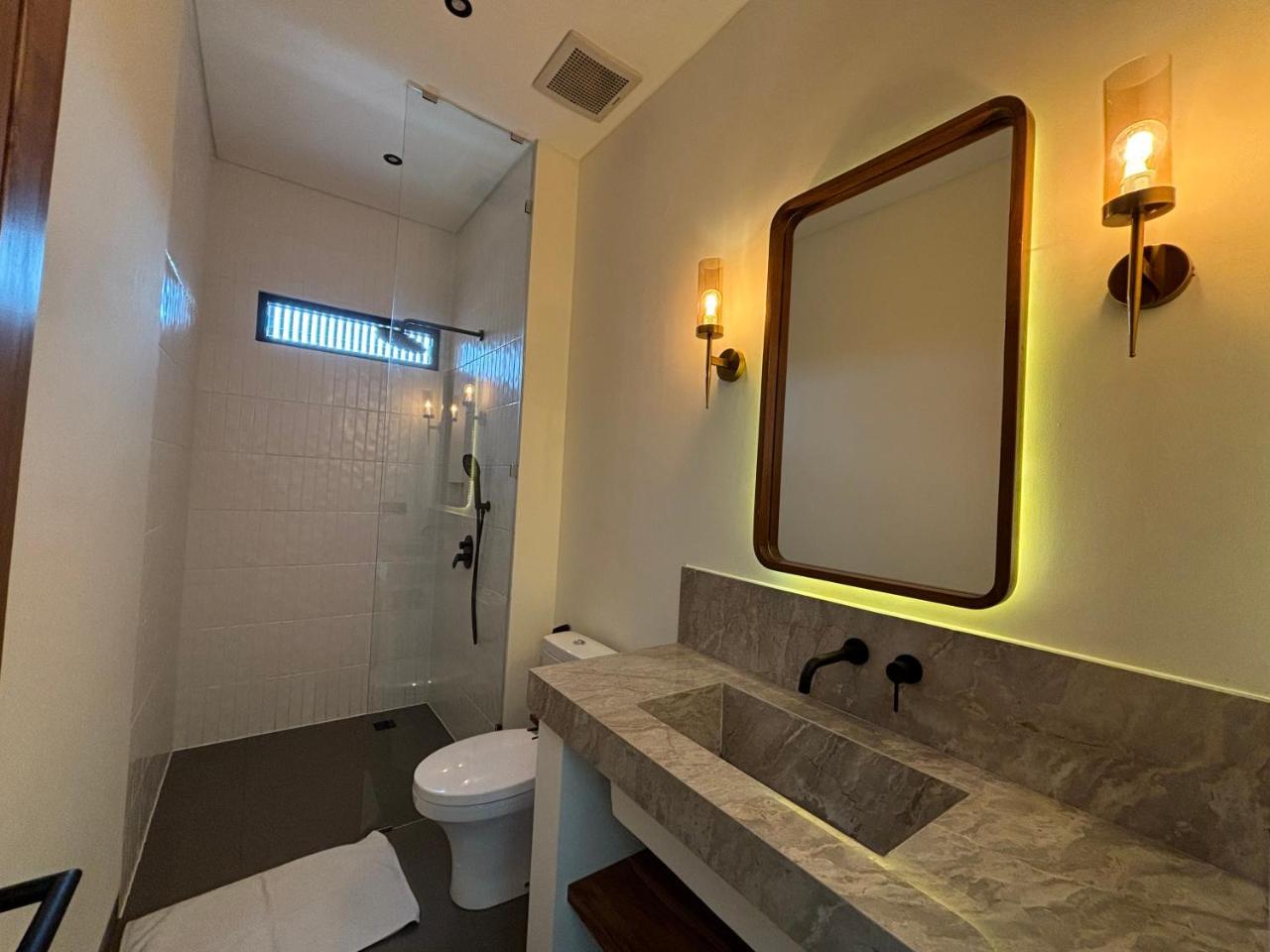 Luxe 2Br Pool Netflix Wifi 200Mpbs 8Min Beach — Canggu — photo 3