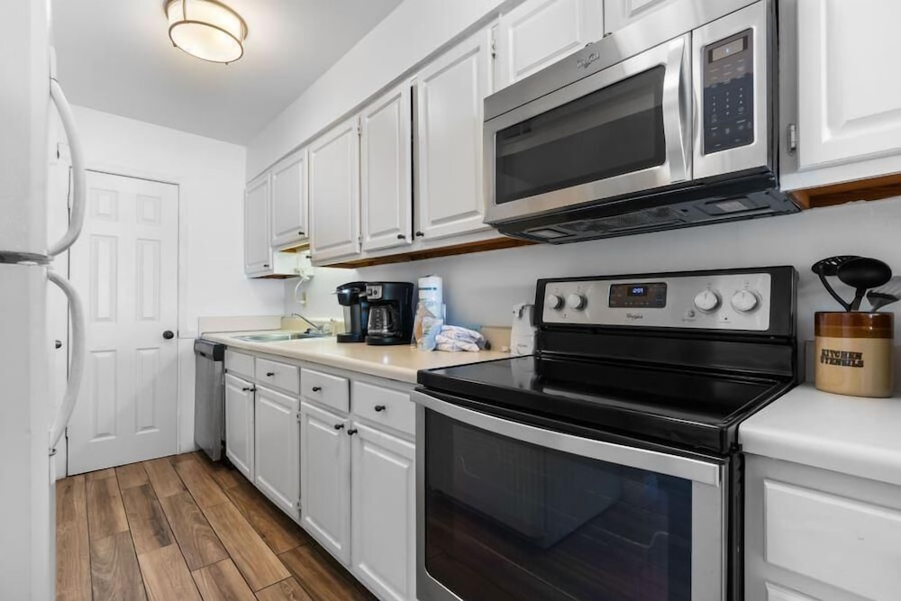 Edgewater 41 - photo 9