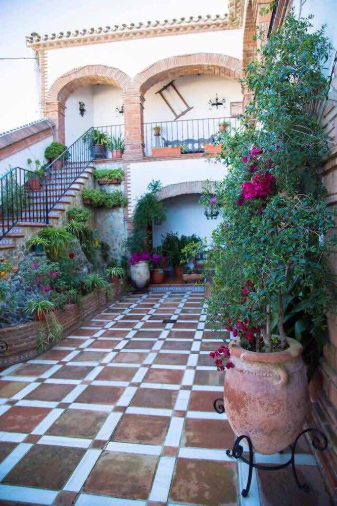 Hotel Rural Andalucia — hotel in Sierra De Yeguas