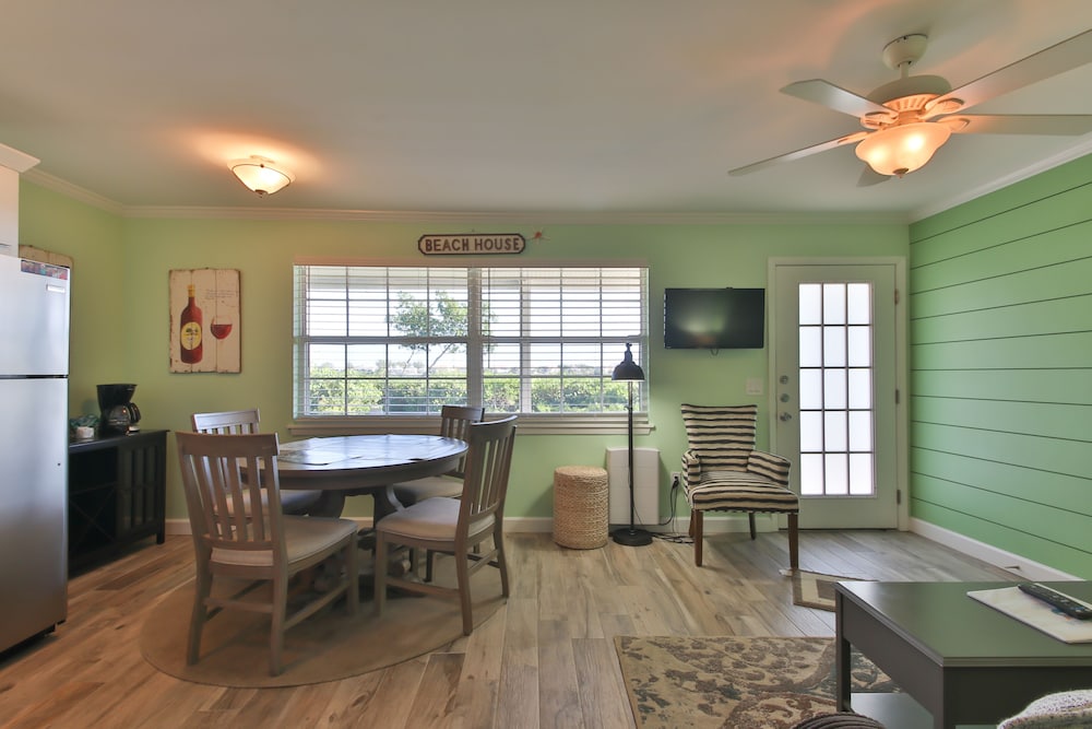 Tradewinds Beach Resort - photo 16