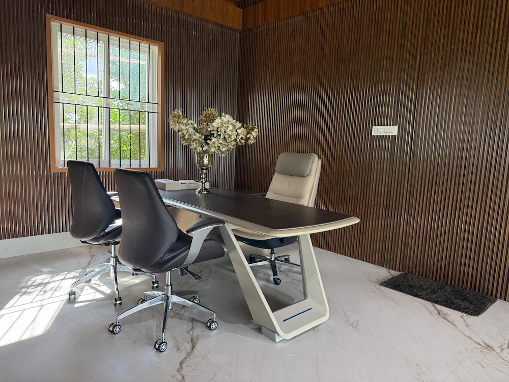 Whispering Acres Whitefield Farm Estate — hotel in Hoskote