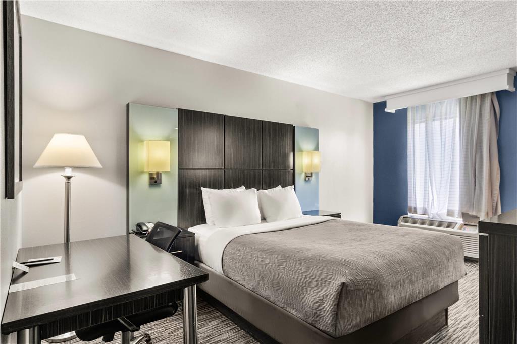 Quality Inn Jacksonville Orange Park near Naval Air Station - photo 16