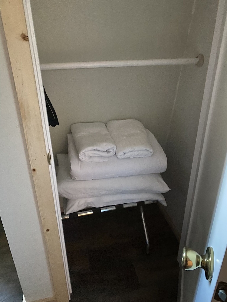 Cinnamon Bear Inn - photo 34