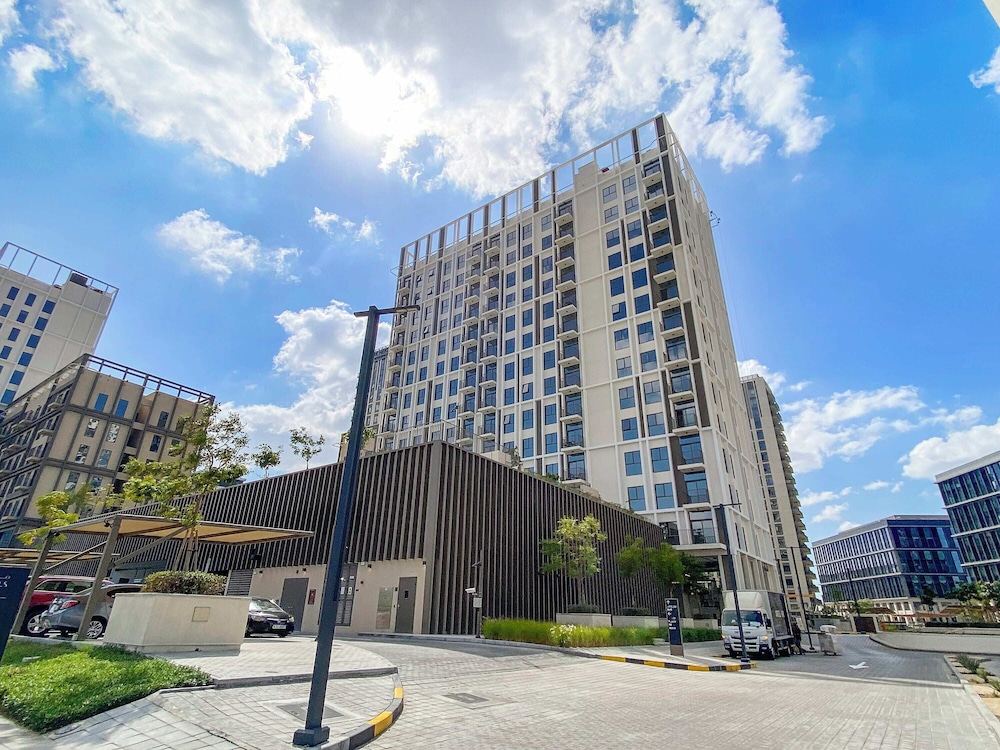 Silkhaus Socio Towers Dubai Hills — 4-Star Luxury Hotel in Dubai, United Arab Emirates