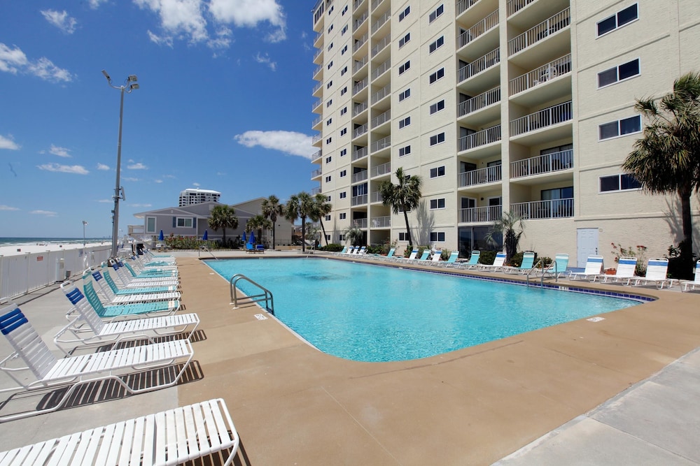 Regency Towers Beach Resort by Panhandle Getaways - photo 16