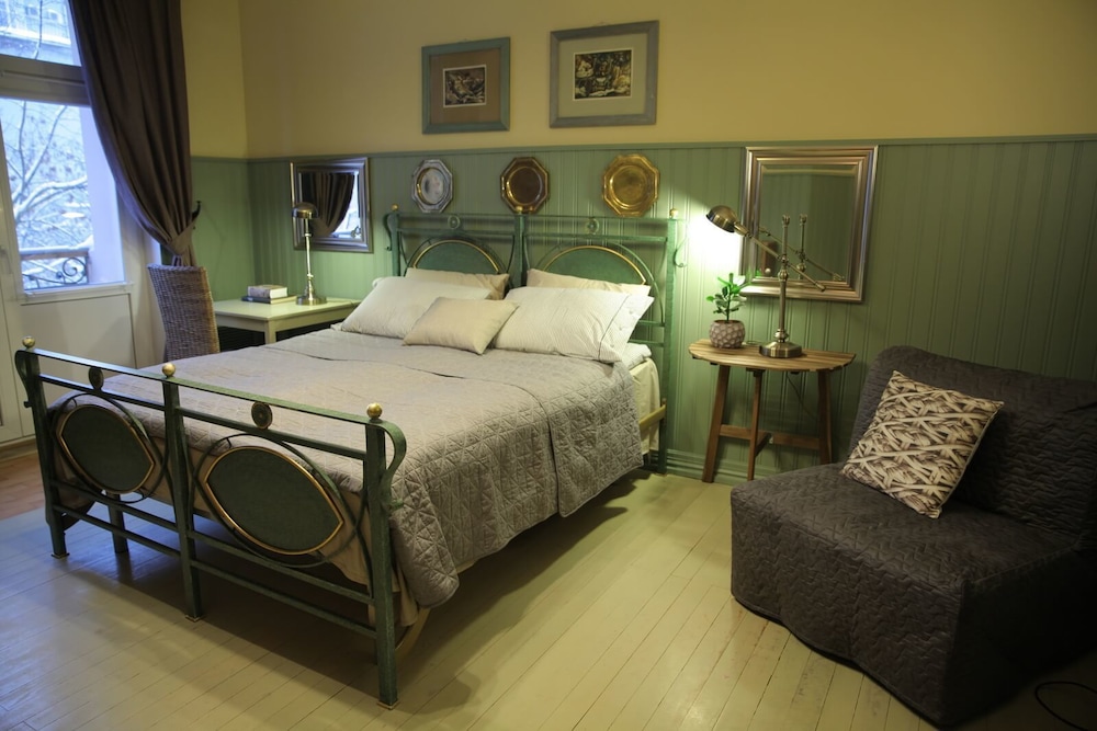 Mogol Apartments Premium — 4-Star Luxury Hotel in Saint Petersburg, Russia