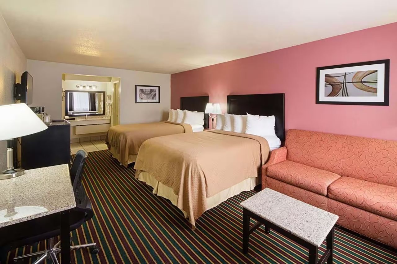 Baymont by Wyndham Del Rio - photo 8