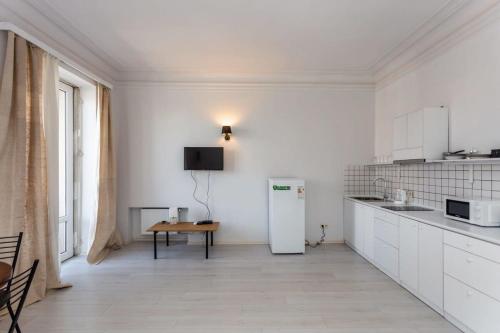 Super Stylish and Spacious 3 Seperated Apartments For 6 people