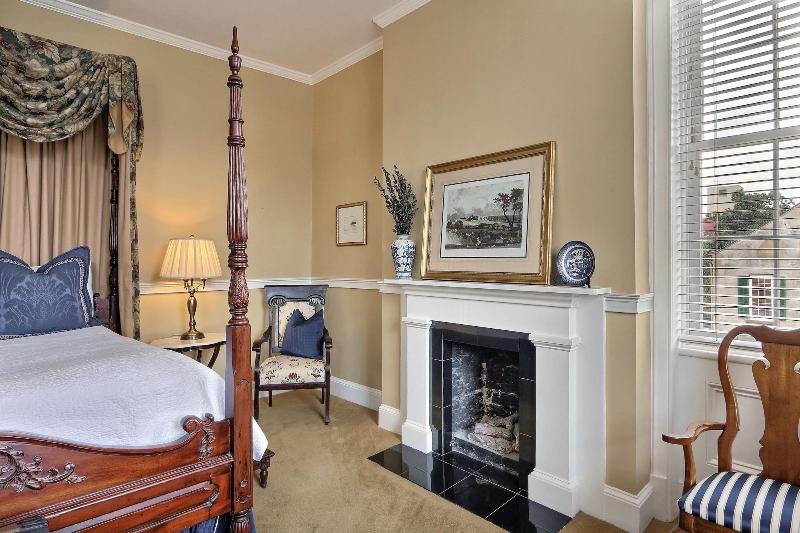 The Presidents Quarters Inn - photo 155