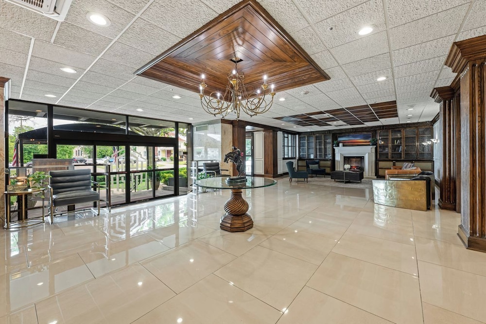 Hotel Phillips Hotel - carbon neutral hotel in Bartlesville