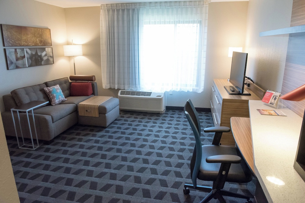 TownePlace Suites by Marriott Battle Creek - photo 7