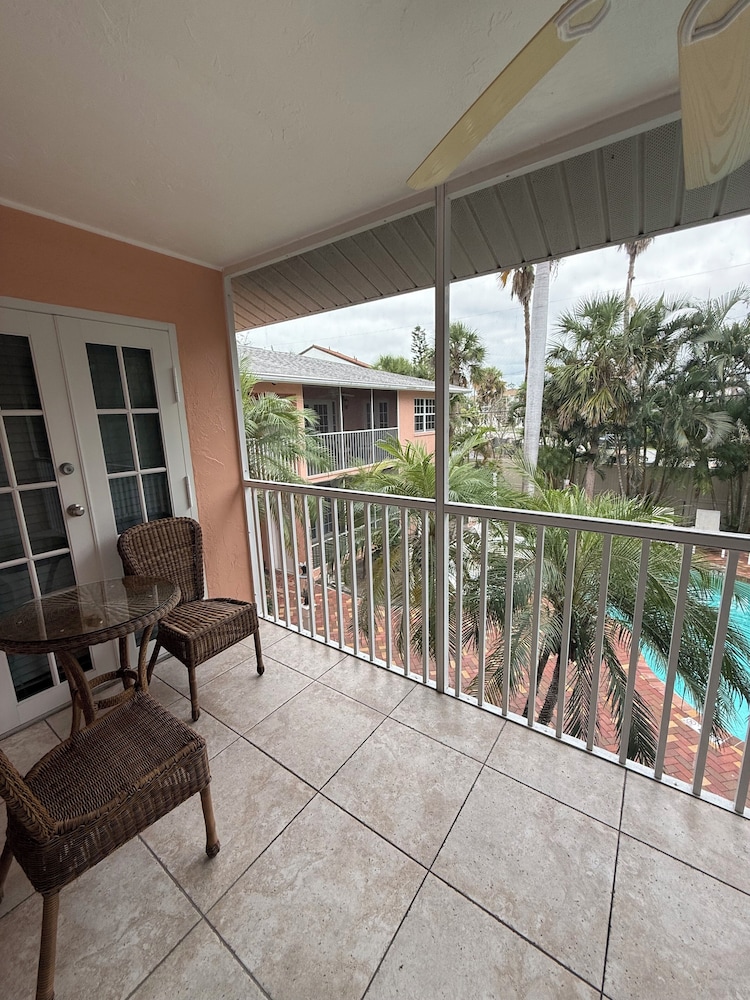 Siesta Key Inn - photo 22